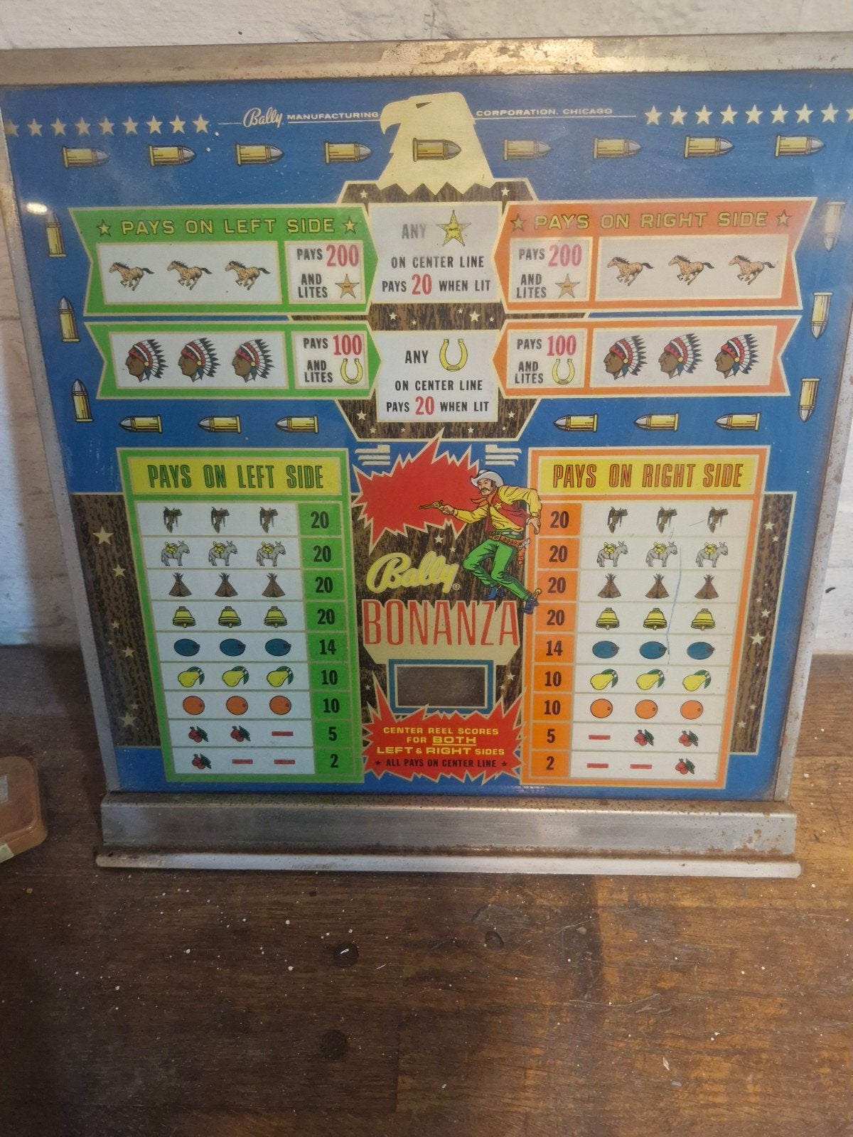Vitre jackpot bally, Collections