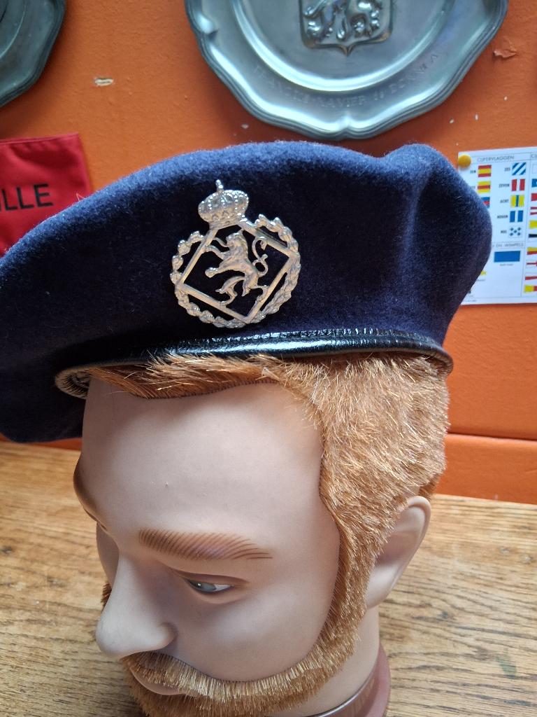 Béret belge, Enlèvement ou Envoi, Armée de terre, Casque ou Béret