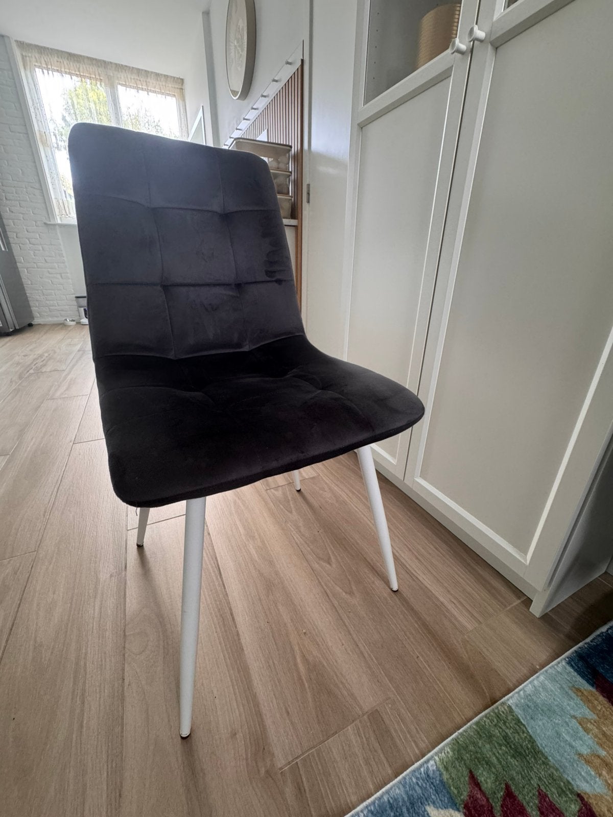 Lot 4 chaises grises pour salle a manger, Enlèvement, Comme neuf, Une