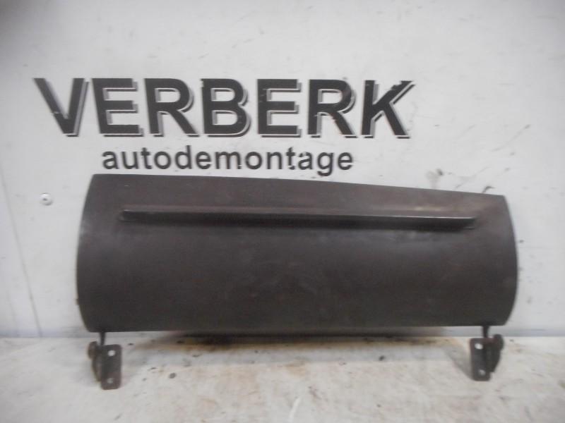 COMPARTIMENT A GANTS Ponton (W105) (101206890383), Utilisé, Mercedes-Benz