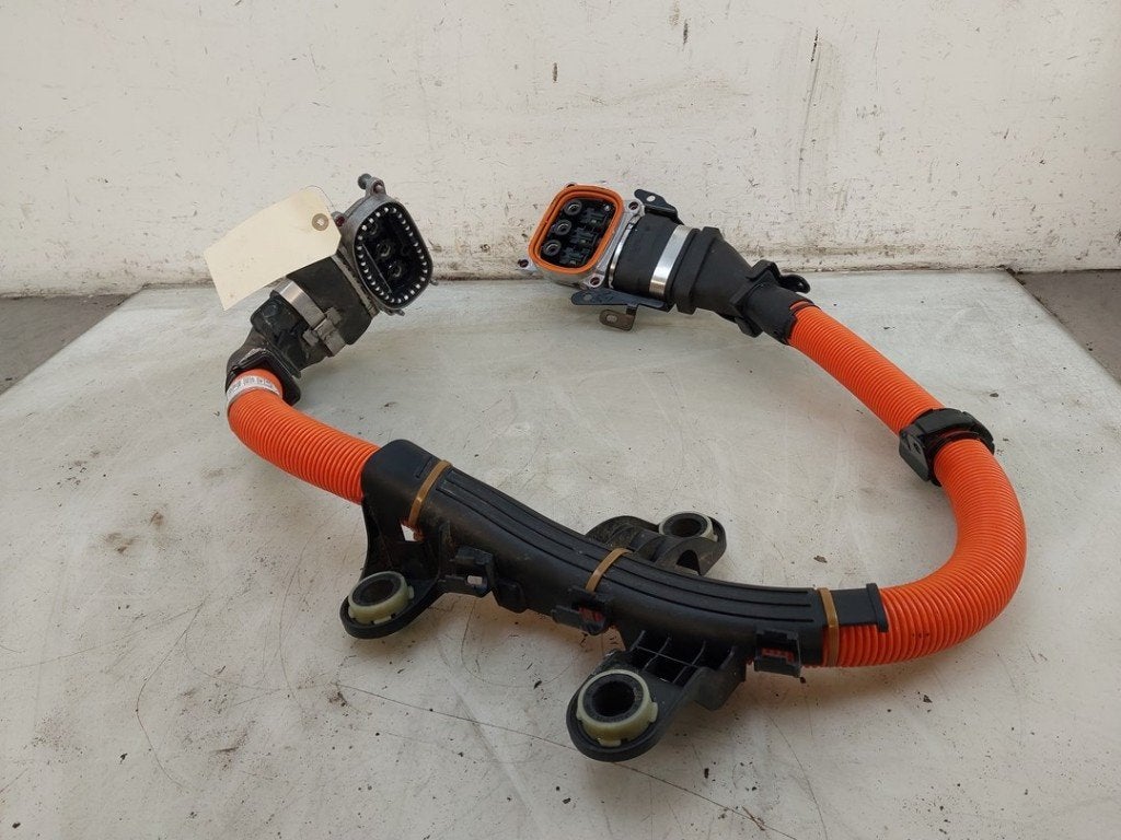 HV KABEL (HOOG VOLTAGE) BMW X5 (G05) (01-2018/03-2023), Gebruikt, BMW, Petuelring 130
80809  München, DE, Bayerische Motoren Werke AG
