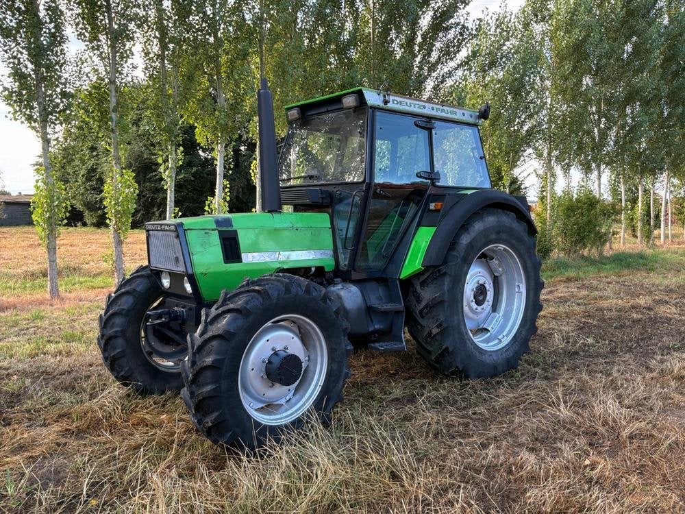 Tracteur Deutz-Fahr DX 4.70 à quatre roues motrices de 1988, Jusqu'à 80 ch, Deutz - Fahr, 5000 à 7500