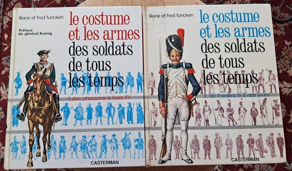 Het kostuum en de wapens van soldaten aller tijden, Boeken, Gelezen, Niet van toepassing, Ophalen of Verzenden, Algemeen