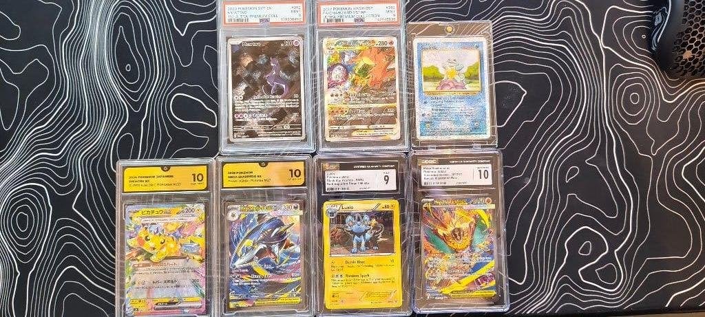 Pokemon slabs, Hobby en Vrije tijd, Ophalen, Nieuw, Meerdere kaarten, Foil