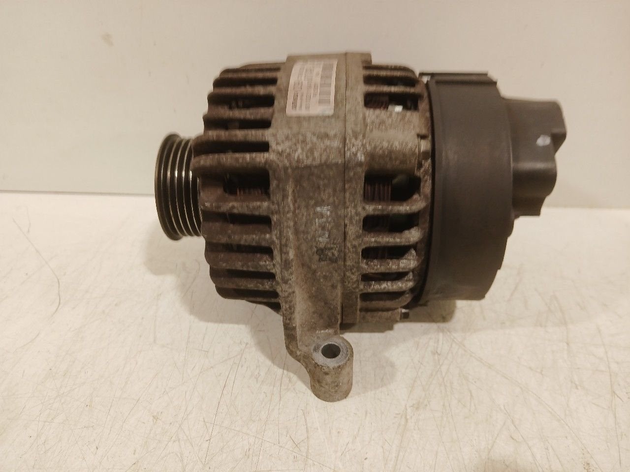 Dynamo Ford Ka, Onderdelen@venauto.nl, Van der Ven Autorecycling B.V., Gebruikt, Ettenseweg 76, 4706 PB Roosendaal, The Netherlands