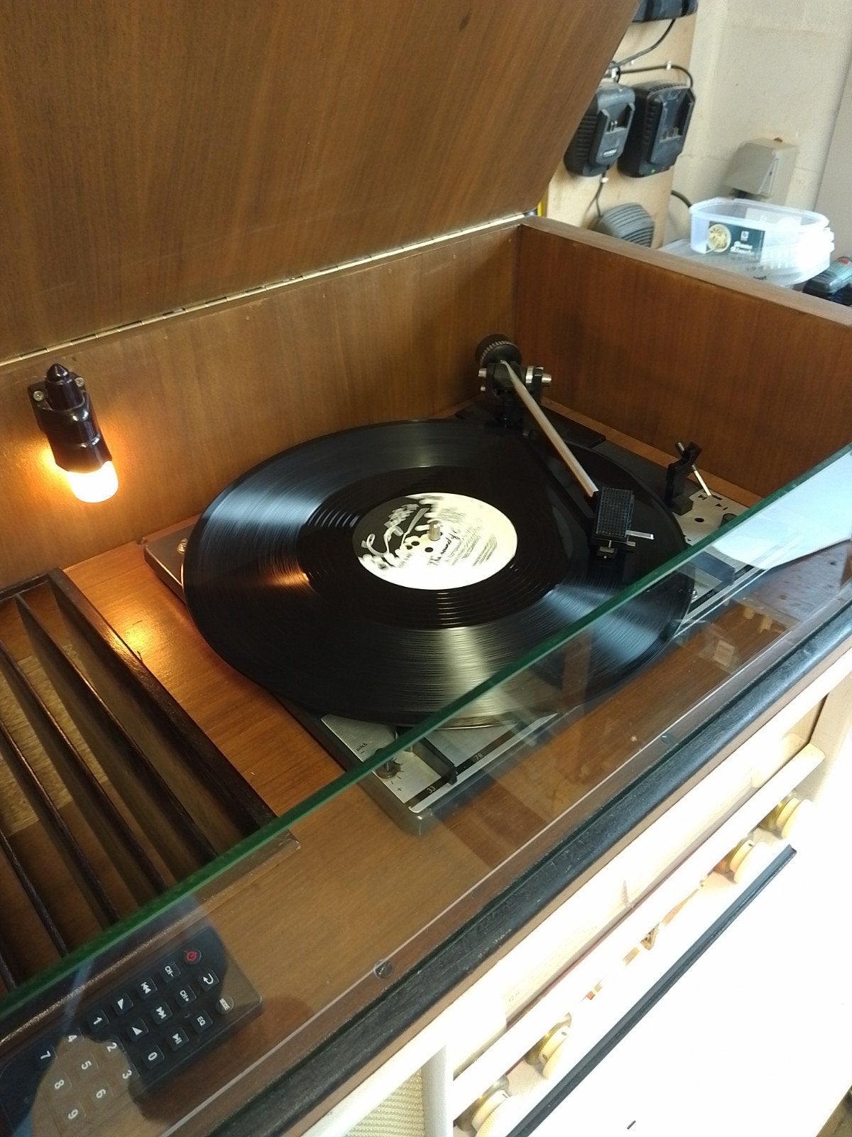 meuble radiobell, Enlèvement