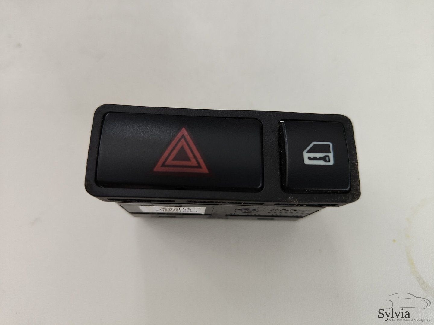 Alarmlichtschakelaar BMW 3 serie E46 X5 E53 Z4 E85 E86 83689, Auto-onderdelen, Dashboard en Schakelaars, Gebruikt, -, -, Ophalen of Verzenden