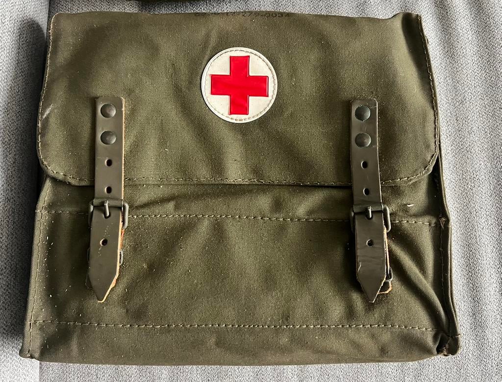 Vintage militaire brancard + Rode Kruis tas, Ophalen of Verzenden, Overige soorten, Overige typen