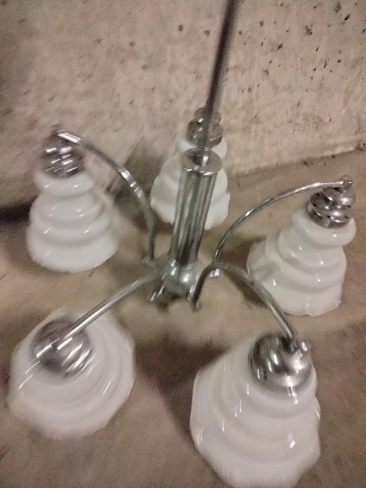vintage chrome luster met 5 witte porselein kapjes, Ophalen of Verzenden, Vintage