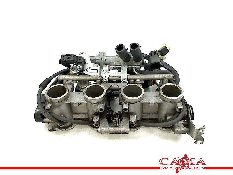 GASKLEPHUIS Yamaha XJ 6 2009-2012 (XJ6 XJ6S XJ6N Diversion), Dhr. S. di Majo, Gebruikt, Info@cama-motorparts.nl, P.J. Troelstraweg 8 8
3144 CX  MAASSLUIS, NL
