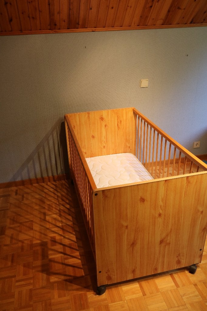 Compleet Houten Meegroeibed  – Inclusief Matras & Dekbed, Kinderen en Baby's, Kinderkamer | Bedden, Gebruikt, 140 tot 160 cm, 70 tot 85 cm