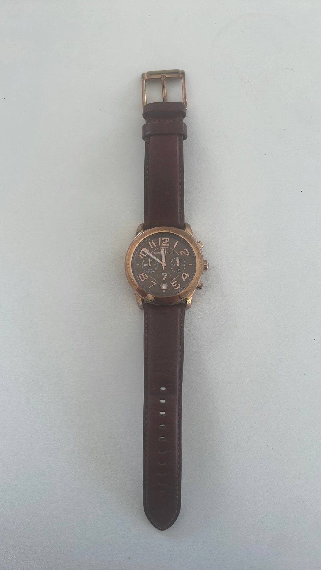 Michael kors horloge, Bijoux, Sacs & Beauté, Autres marques, Enlèvement ou Envoi, Cuir, Or