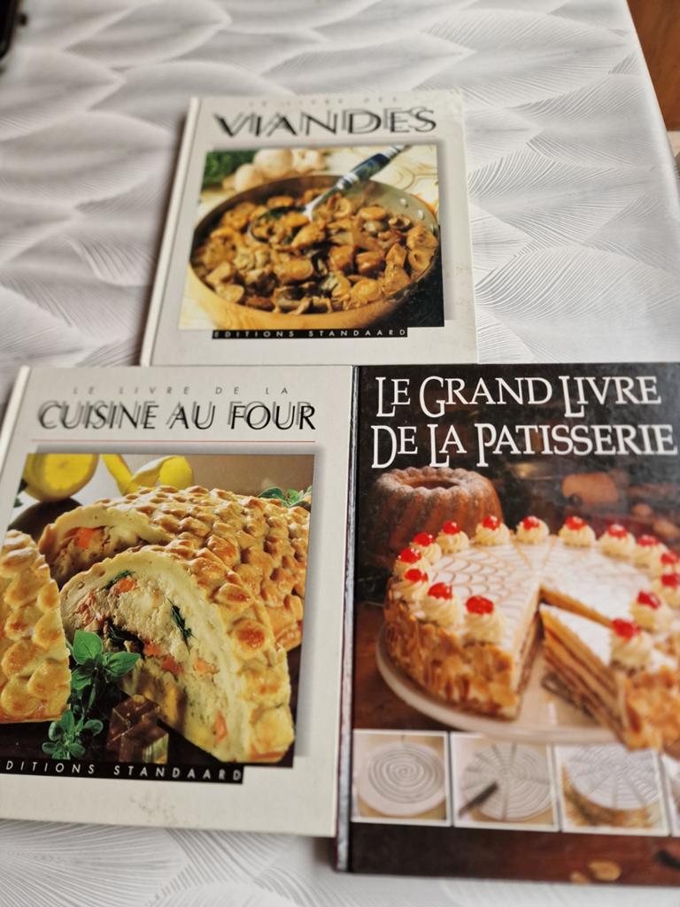 Cuisine au four. Viande. Pâtisserie, Enlèvement ou Envoi
