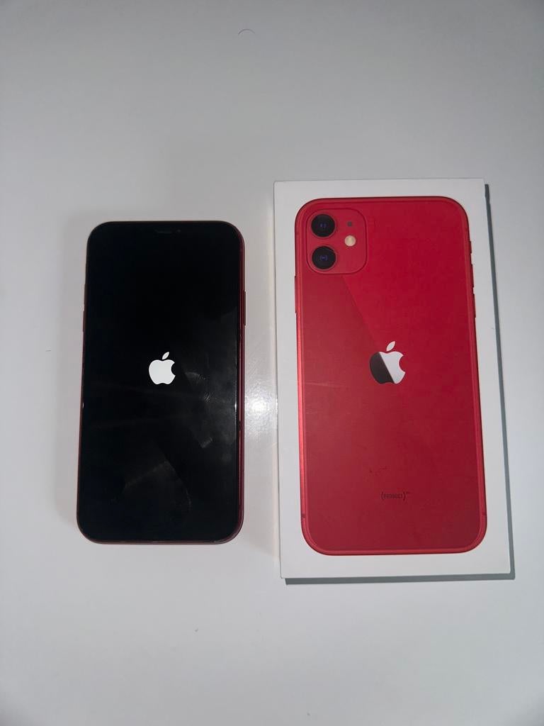 Iphone 11 red  64gb nouvelle batterie + cable apple offer, Telecommunicatie, Mobiele telefoons | Apple iPhone, Zo goed als nieuw