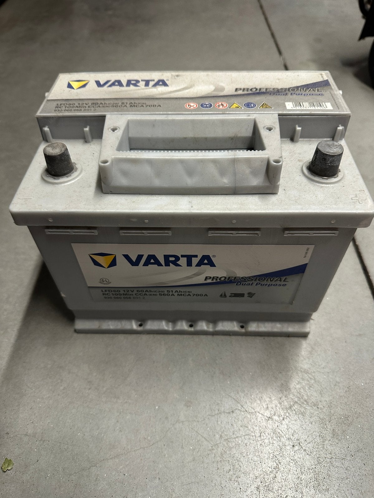 Varta batterij 2x LFP60 12v/60Ah, Auto-onderdelen, Gebruikt