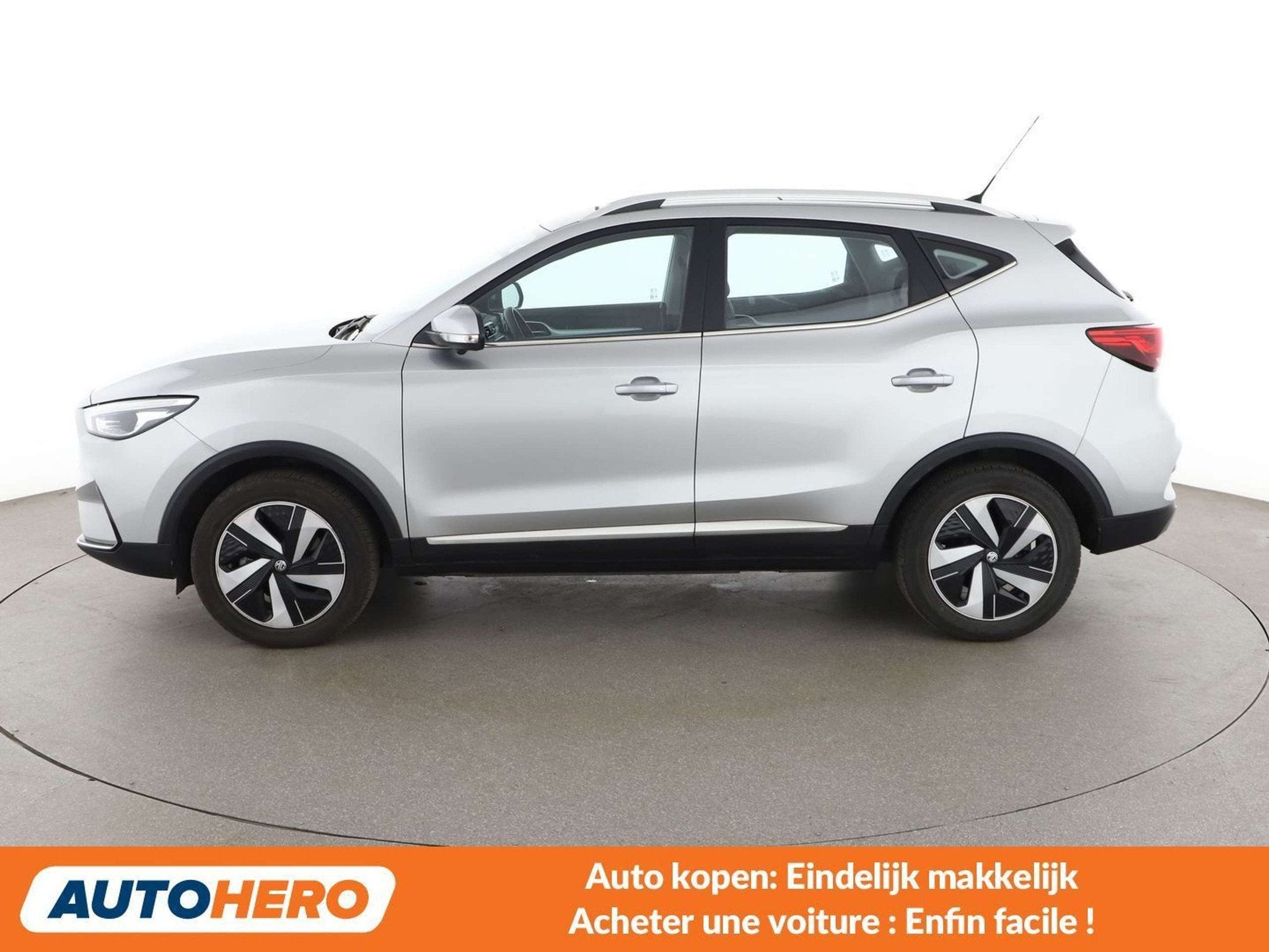 MG ZS electric drive 130 kW Comfort (automatique), Argent ou Gris, Achat, Noir, 5 portes