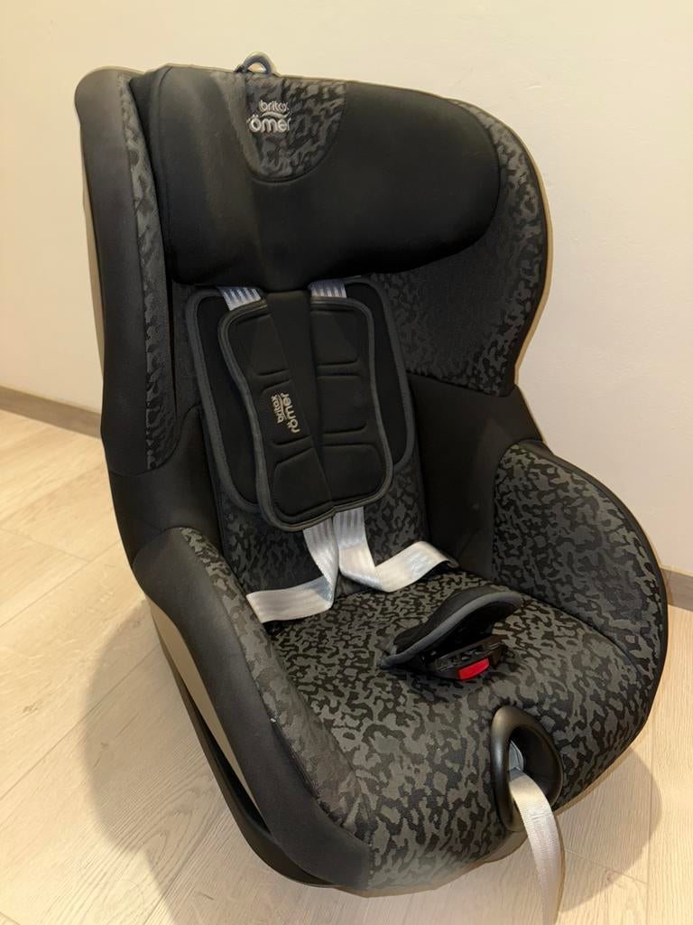 Britax römer 75-105cm of tot 22 kg, Ophalen, Gebruikt, Romer, Isofix