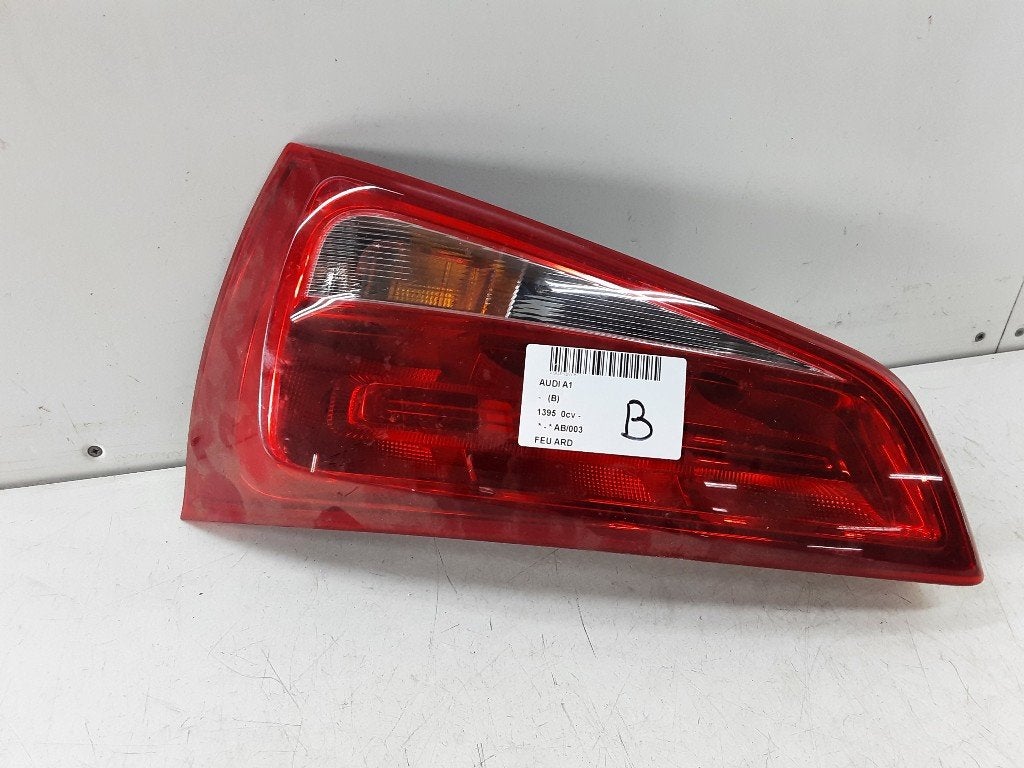 FEU ARRIÈRE DROIT Audi A1 (8X1 / 8XK) (8X0945094), Mevr. I. Hauben, Audi, Utilisé, Rue de l'Espoir 34 34
4030  GRIVEGNÉE, BE