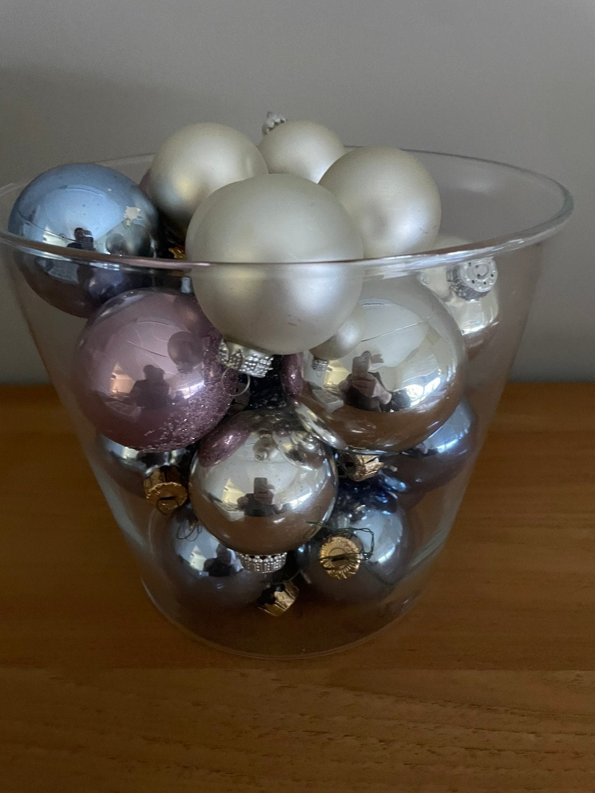 kerstballen 25 stuks zonder vaas, Diversen, Ophalen of Verzenden, Zo goed als nieuw