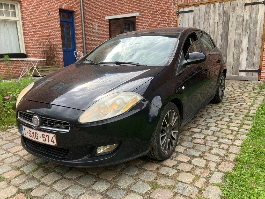 fiat bravo 1.9jtd, Auto's, Zwart, Bedrijf, Euro 4, Te koop