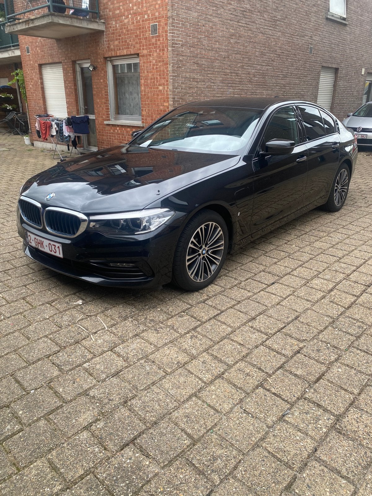 BMW 530e bj 2017 tel:0486 92 94 94, Auto's, Automaat, Achterwielaandrijving, Zwart, Leder
