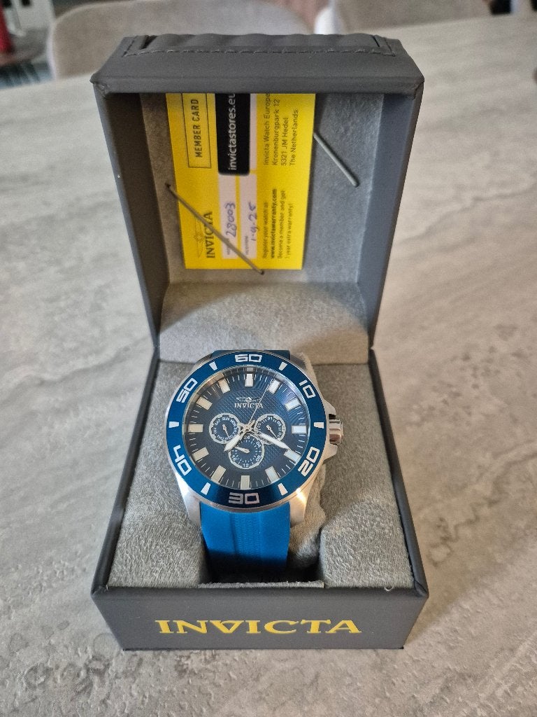Invicta Pro Diver 28003 – blauw – nooit gedragen, Handtassen en Accessoires, Staal, Polshorloge, Nieuw, Kunststof