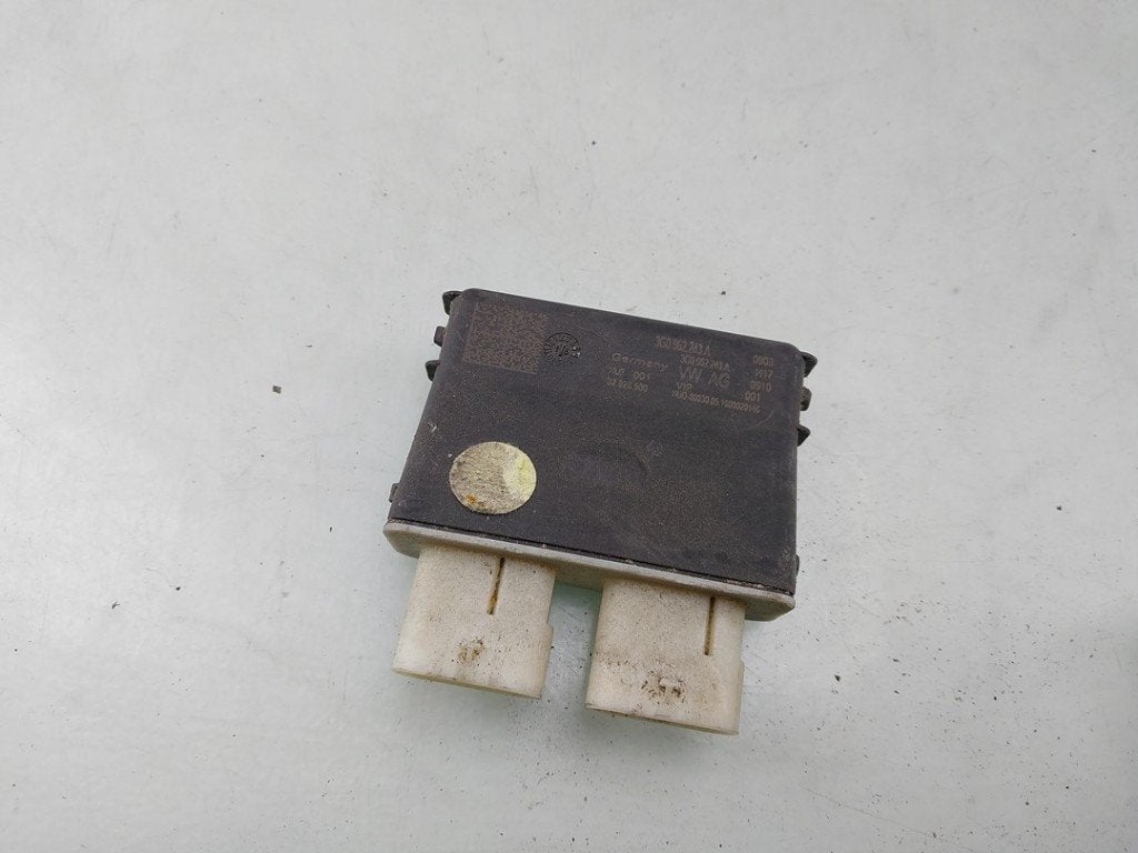 MODULE DE COMMANDE DU HAYON Volkswagen Tiguan (AD1), Volkswagen, Volkswagen AG, Utilisé, Kundenbetreuung@volkswagen.de