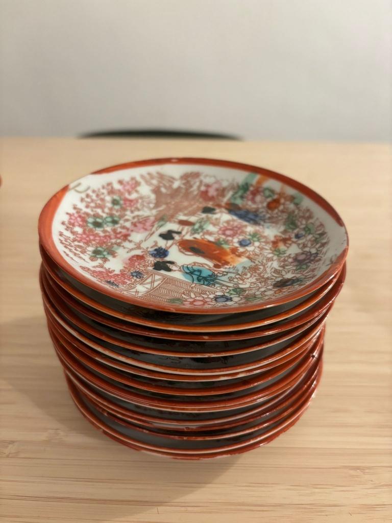 japans theeservies, Enlèvement