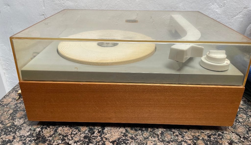 Tourne-disque VEB Funkwerk Zittau, TV, Hi-fi & Vidéo, Tourne-disques, Enlèvement, Utilisé, Tourne-disque, Autres marques