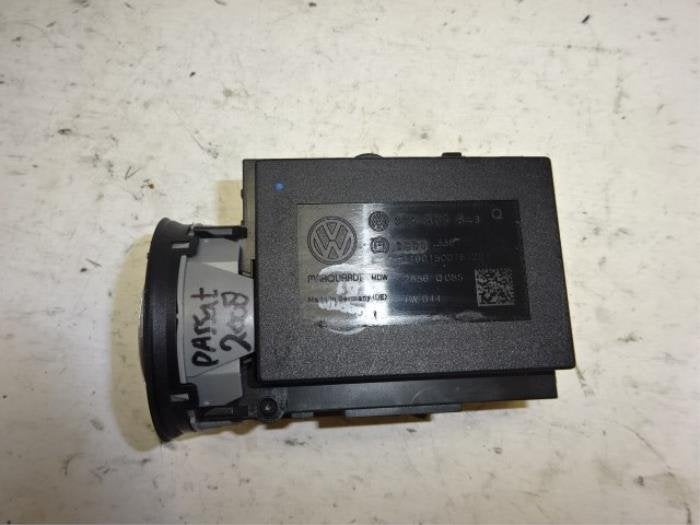Serrure de contact + clé d'un Volkswagen Passat, Volkswagen, -, 3 mois de garantie, Utilisé