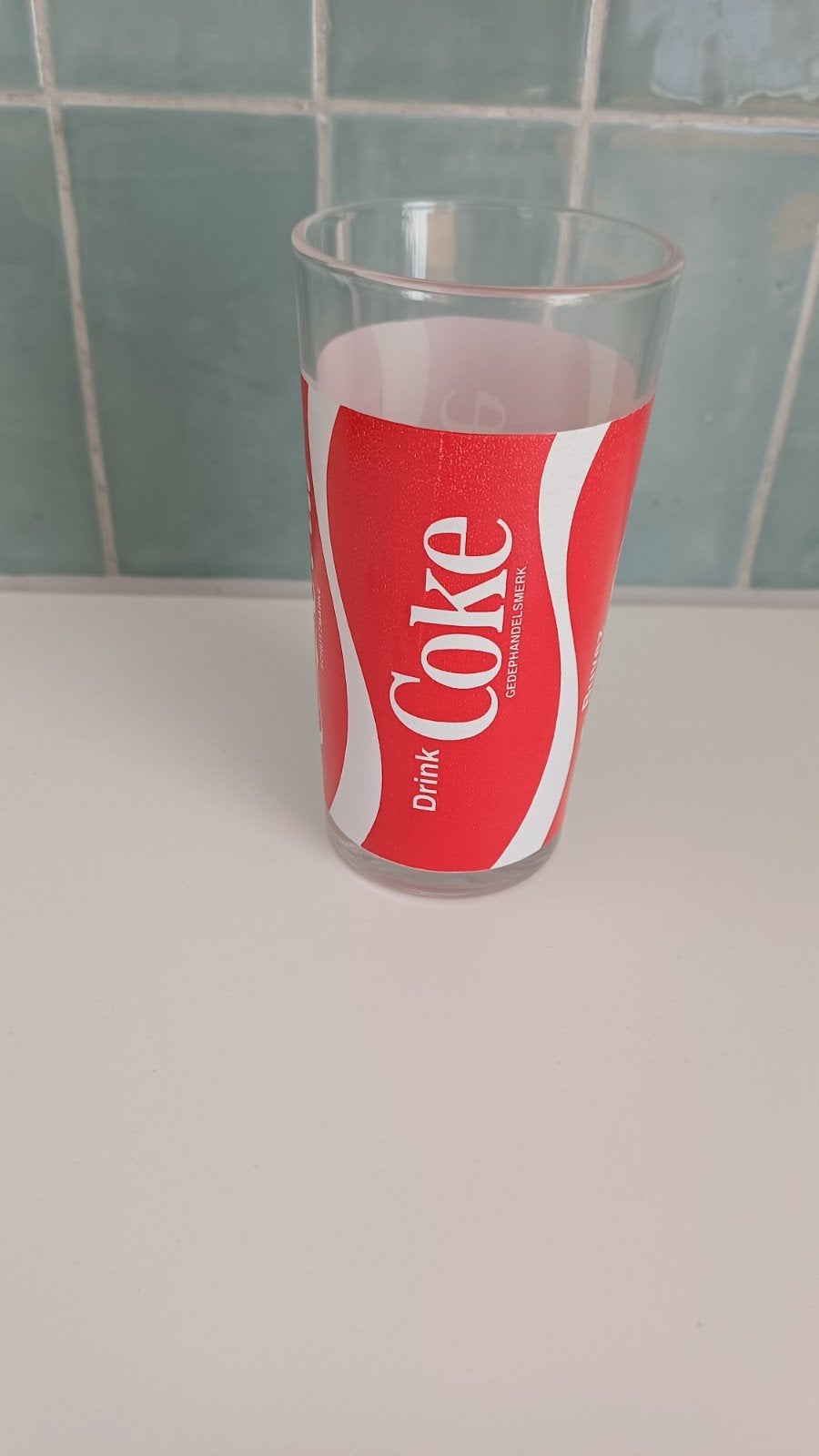 coca-cola glazen en beker aan 1€ per stuk, Verzamelen, Ophalen, Zo goed als nieuw, Frisdrankglas