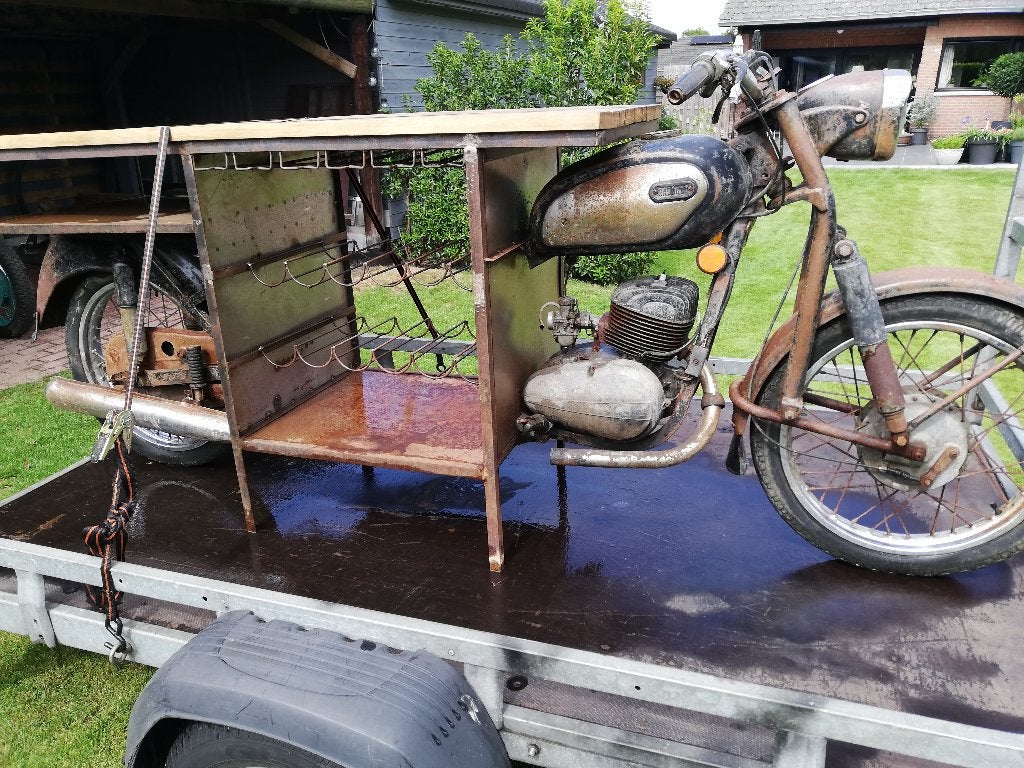 moto mancave, Ophalen, Gebruikt