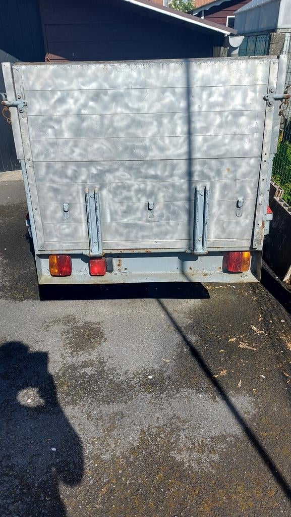 Aanhangwagen 1 as hoog model ., Ophalen