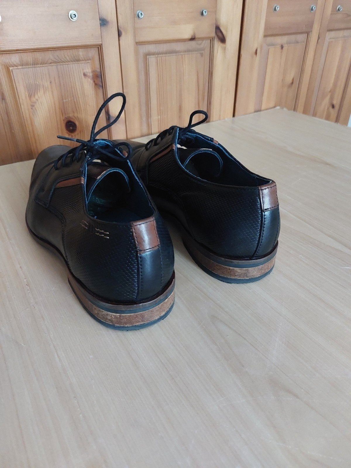 chaussure homme taille 43, Enlèvement