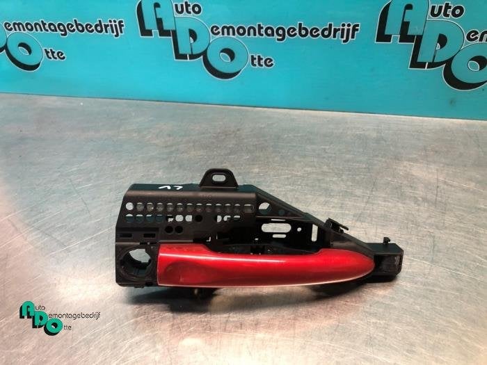 Poignée portière 4portes avant gauche d'un Renault Clio (C, Renault, -, 3 mois de garantie, Utilisé