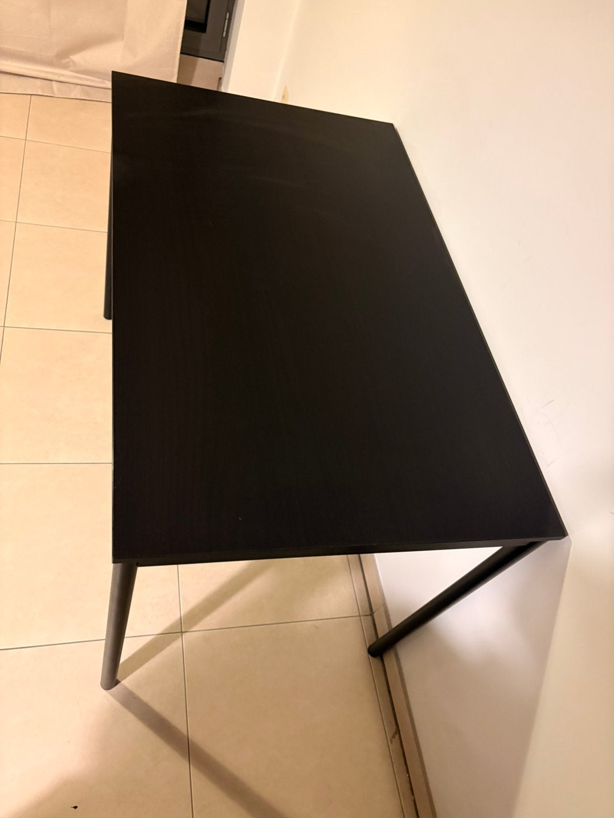Table ikea noir, Maison & Meubles, Enlèvement, Comme neuf, Rectangulaire, 75 cm ou plus