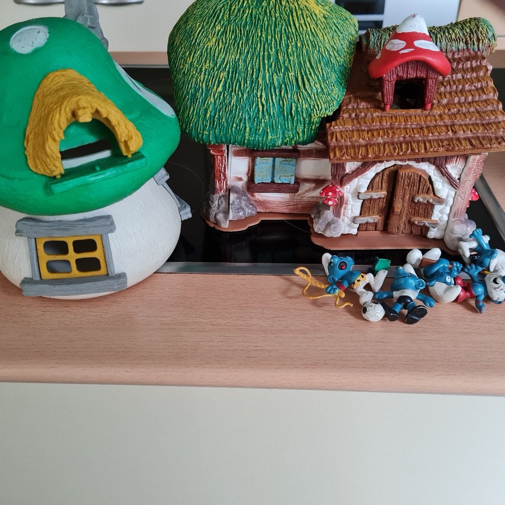 smurfenhuis groot en klein en 30 smurfen, Verzamelen, Smurfen, Ophalen, Gebruikt, Verschillende Smurfen, Huisje of Attribuut