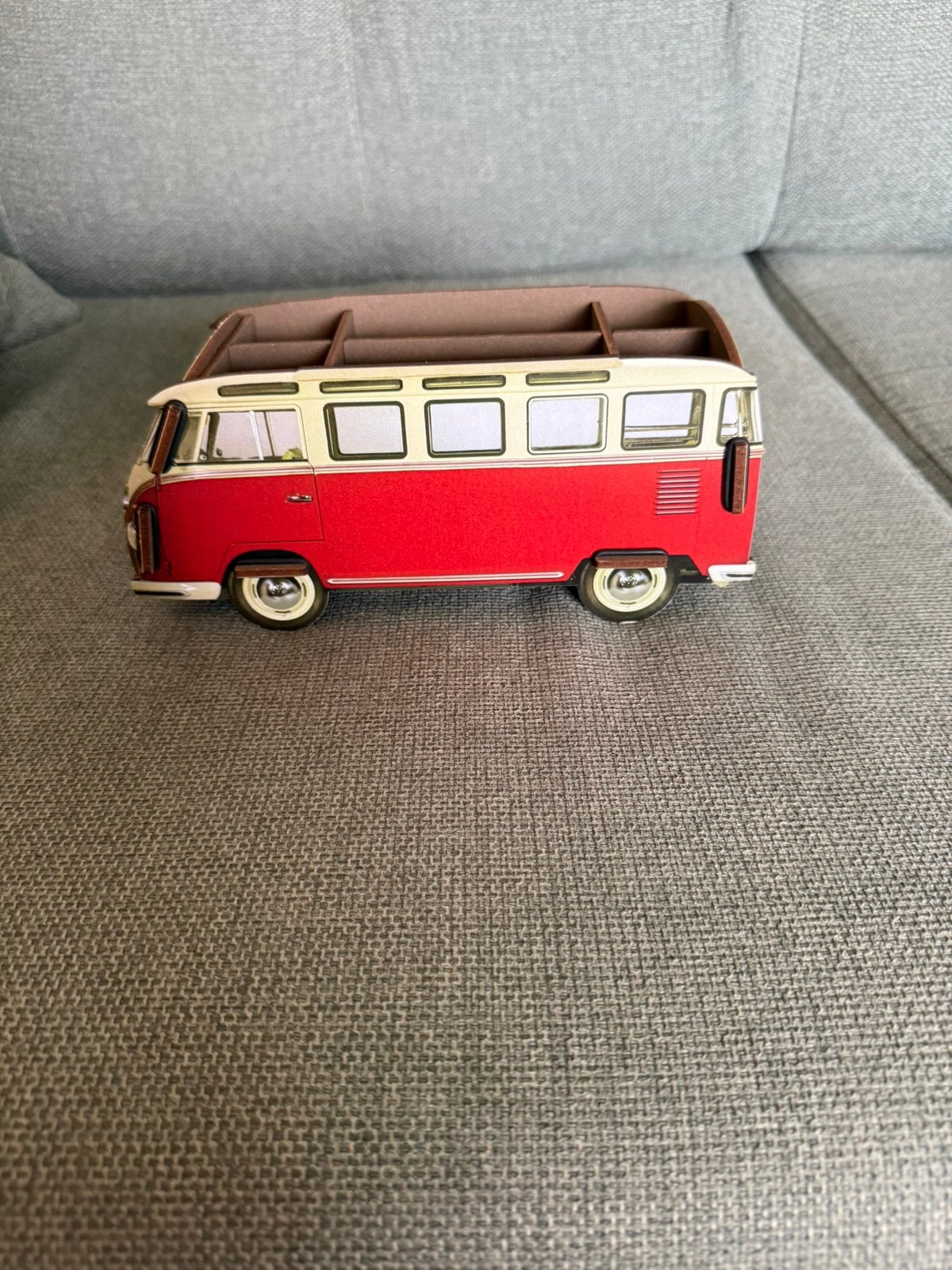 Volkswagen stiftebox, Envoi