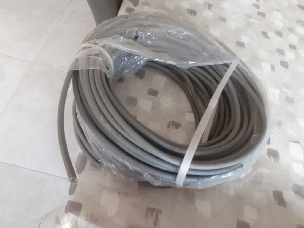 Elektriciteit draad op rol, Ophalen, Nieuw, Kabel of Snoer