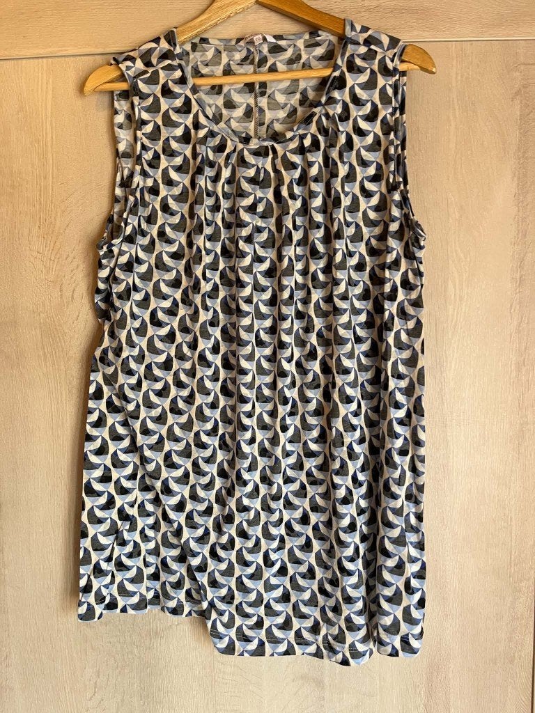 top blauw zwart ms mode 2xl amper gedragen, Kleding | Dames, Blauw, Zo goed als nieuw, MS Mode, Shirt of Top