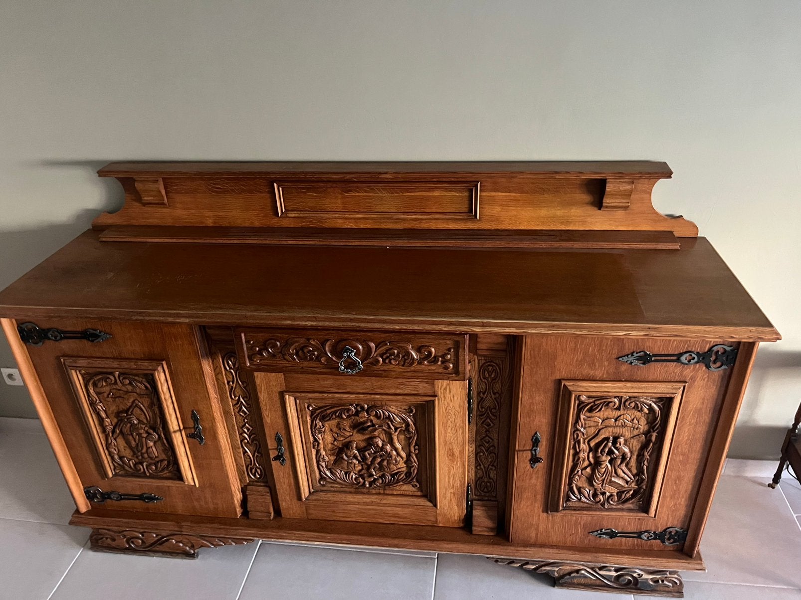 Houten figuur kast L 200 B 0,56 H 0,97, Enlèvement, Comme neuf