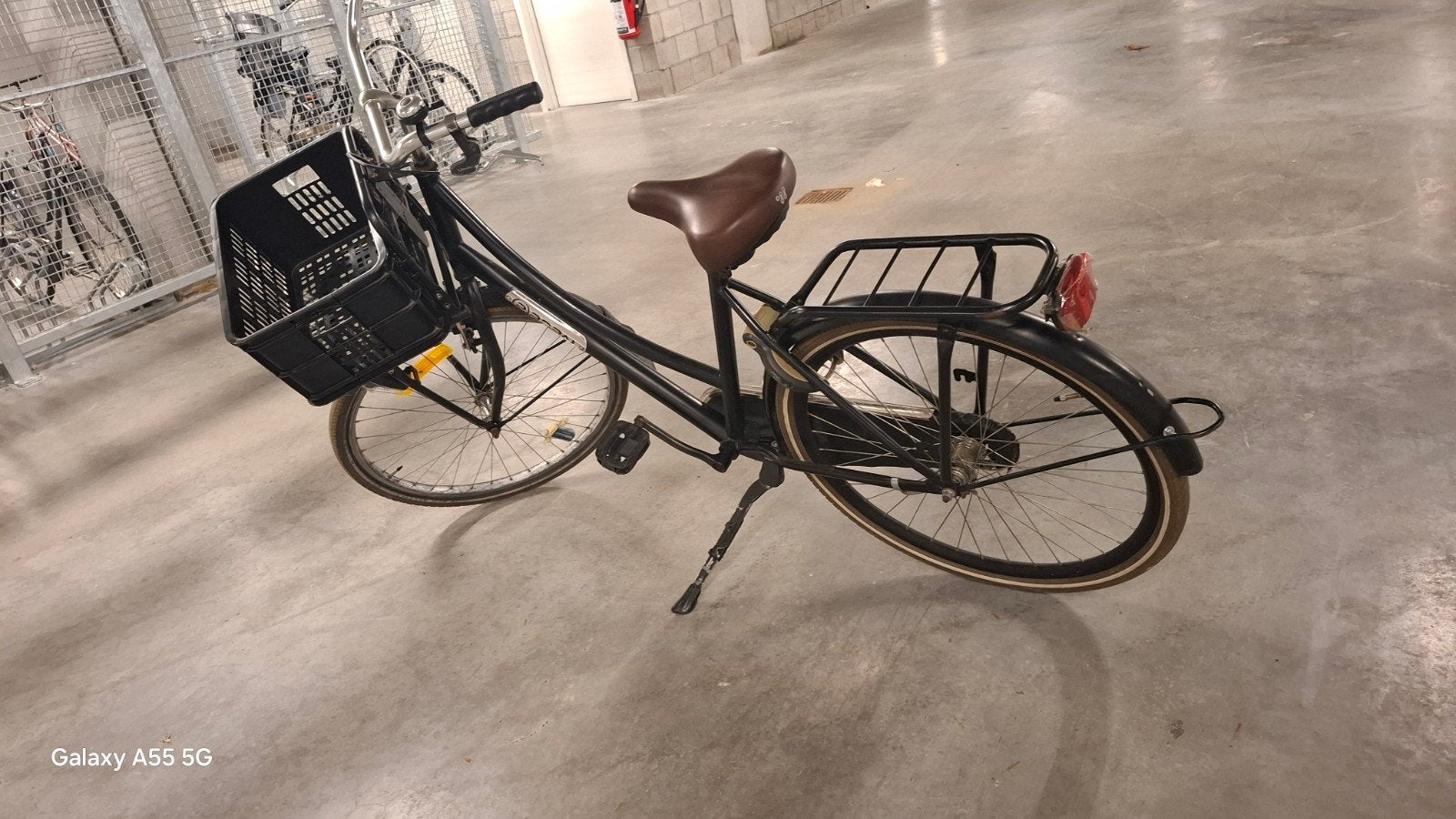 Mooie fiets popal, Fietsen en Brommers, Ophalen, Terugtraprem, Gebruikt, Handrem