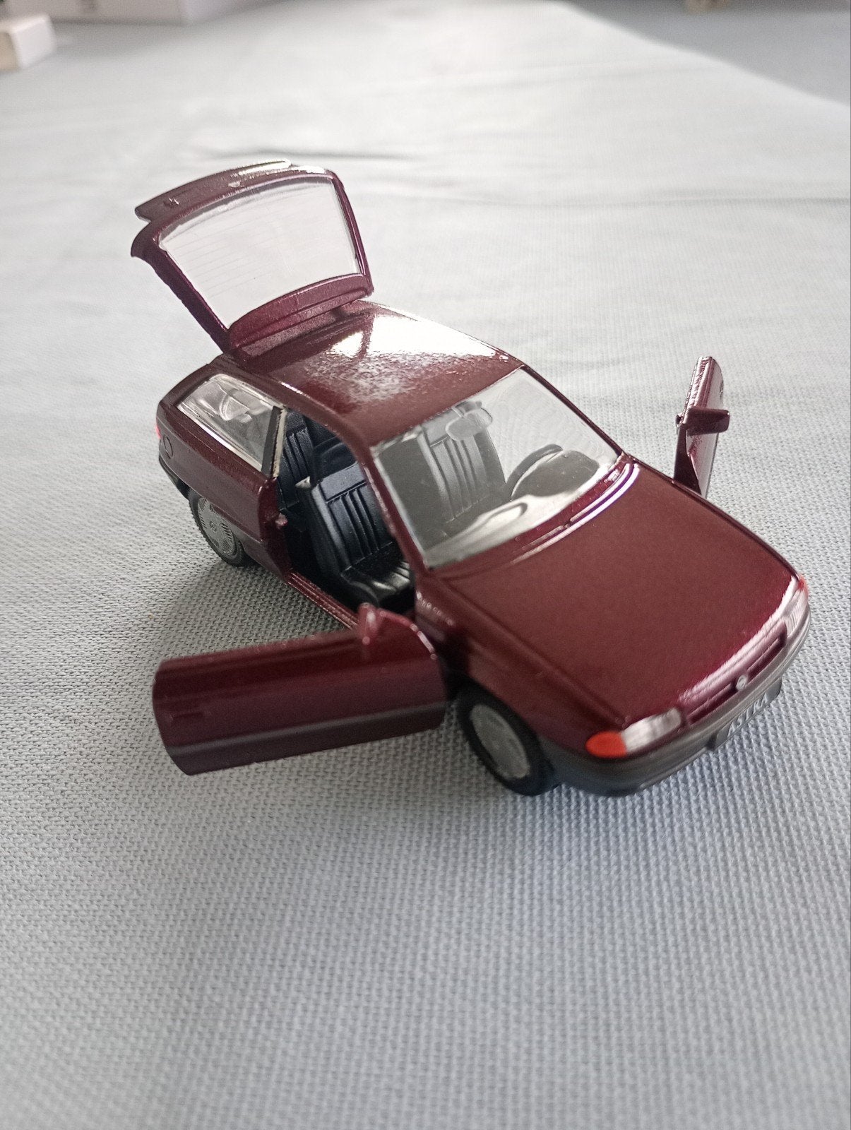 Opel Astra, Enlèvement ou Envoi, Gama