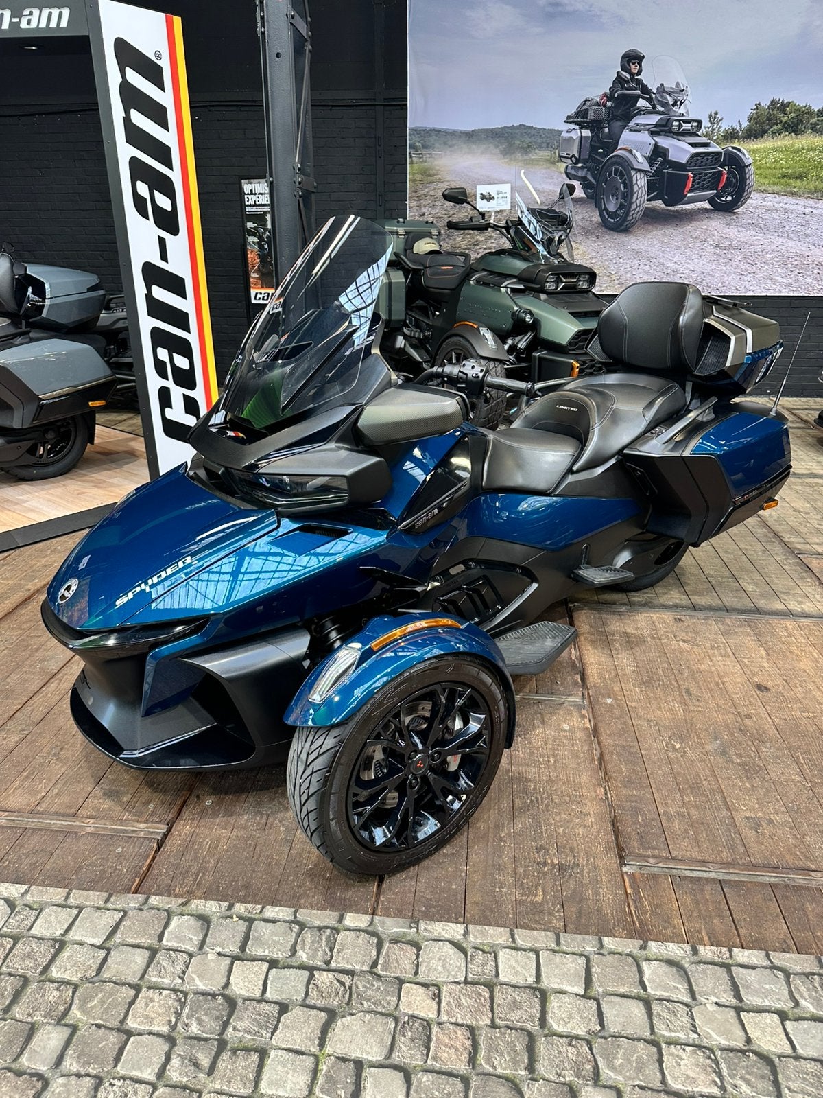 Can-Am Spyder RT Limited 1330 blauw 2020, 3 cilinders, Meer dan 35 kW