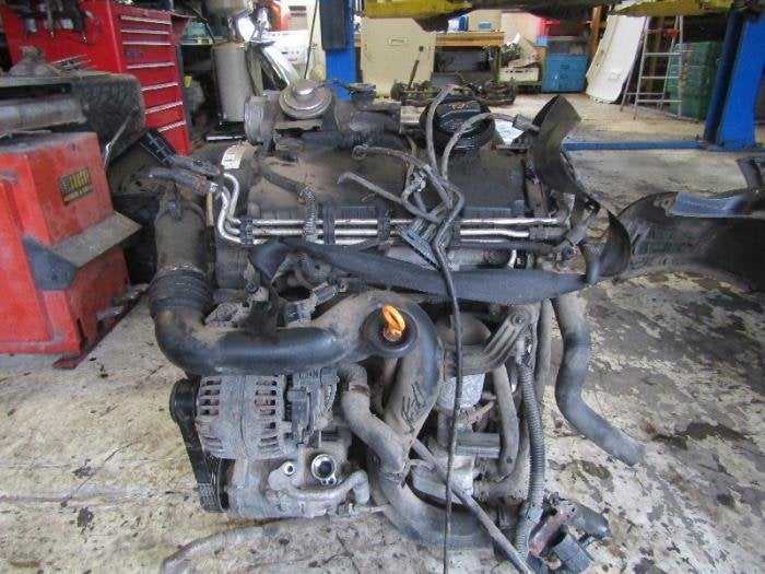 Motor van een Volkswagen Golf, Gebruikt, -, Volkswagen, -