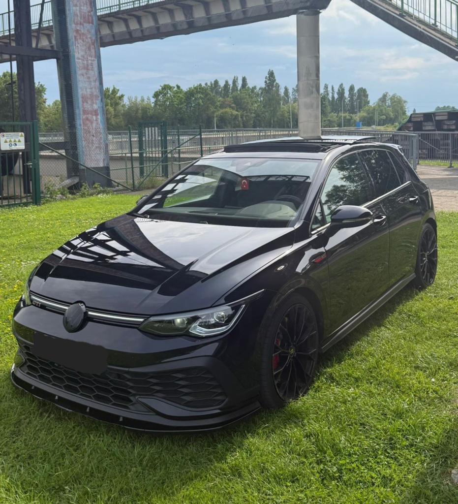 Volkswagen Golf 8 Gti clubsport 2022, Auto's, 1998 cc, 4 cilinders, Alcantara, Zwart
