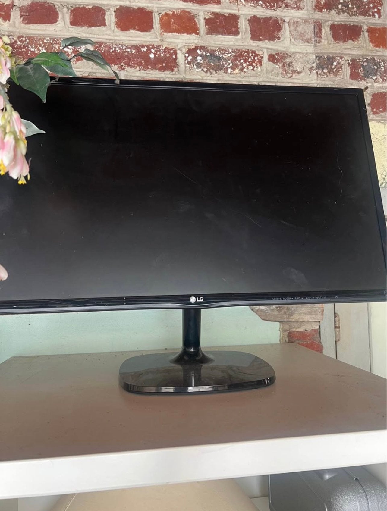 LG scherm IPS Led, Computers en Software, Ophalen, Zo goed als nieuw, IPS