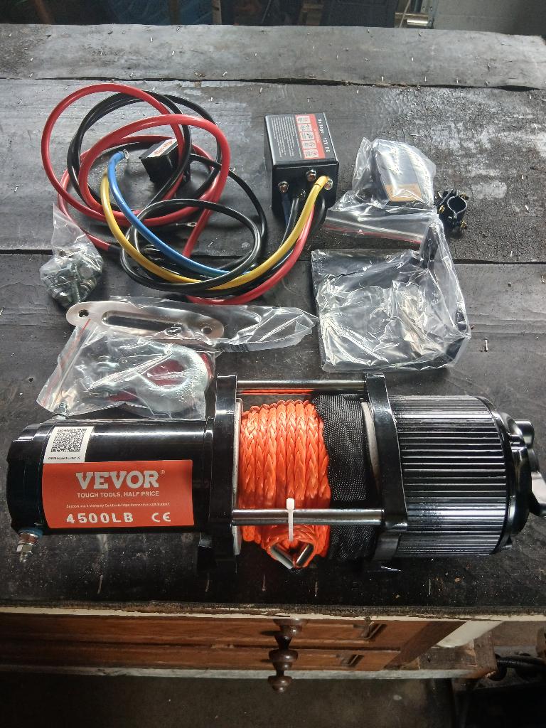 Treuil 12V 2t, Autos : Pièces & Accessoires, Enlèvement, Neuf, Pièces universelles