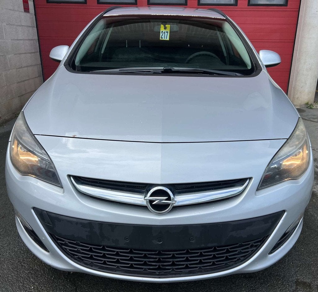 Opel Astra Sports Tourer 1.3 CDTi ecoFLEX Cosmo +NAVIGATION, Euro 5, Start-stop-systeem, Gebruikt, 4 cilinders
