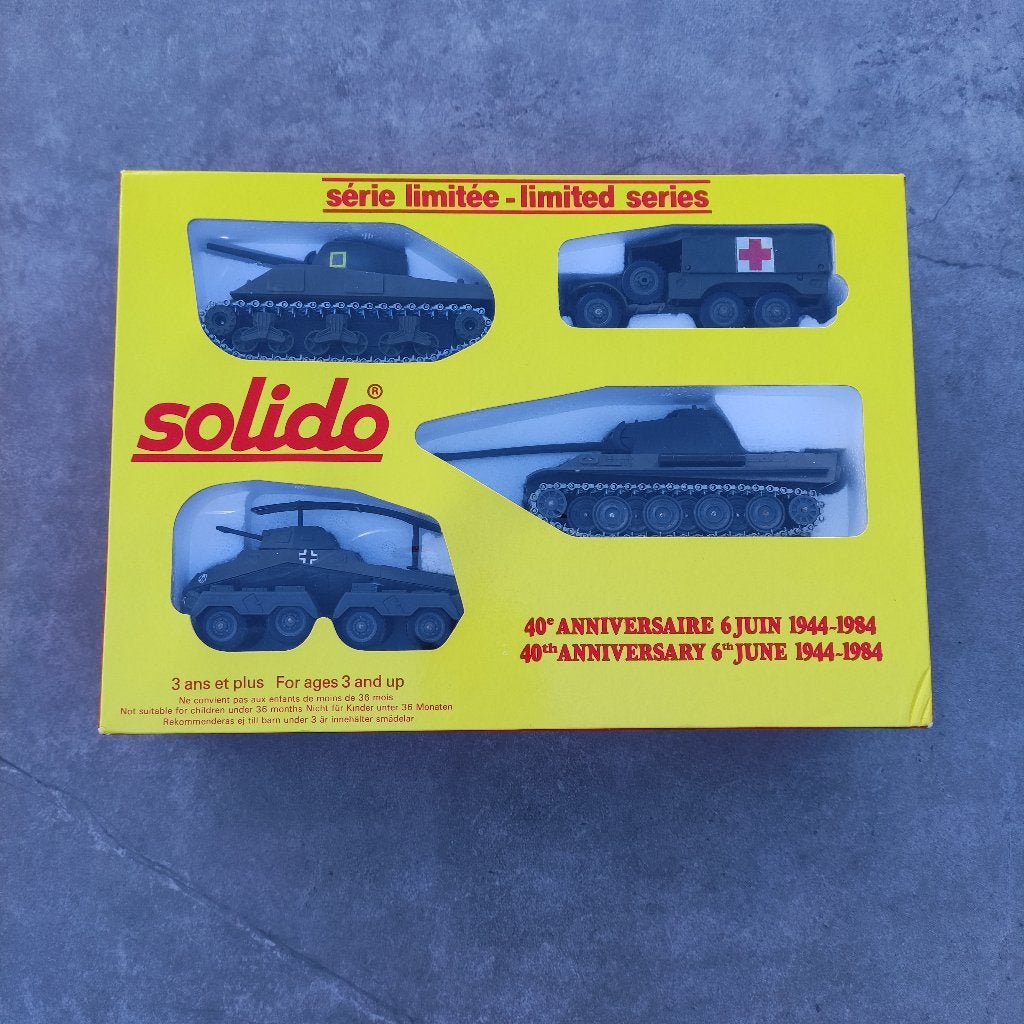 Solido coffret de 4 véhicules militaire neuf 1944-1984, Ophalen of Verzenden